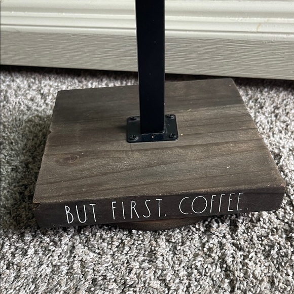 Rae Dunn farmhouse rotationg Coffee Mug Holder - Picture 2 of 6